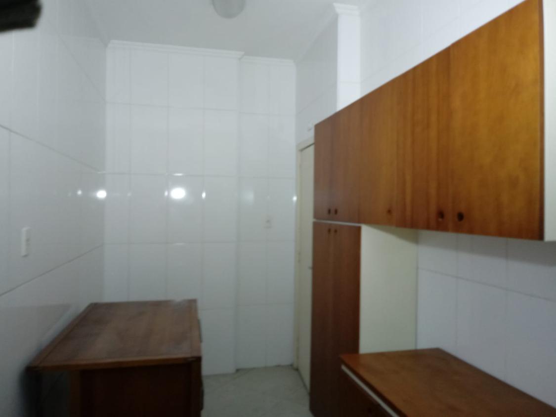 Apartamento para alugar com 1 quarto, 80m² - Foto 14