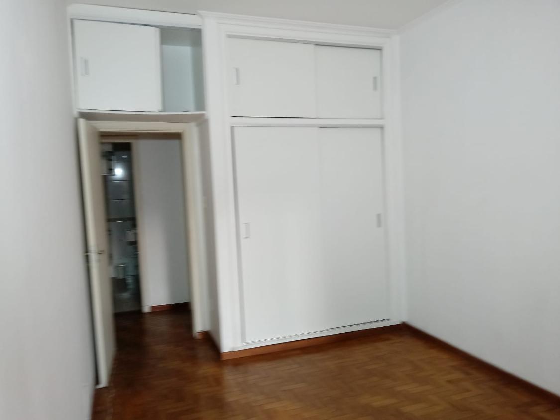 Apartamento para alugar com 1 quarto, 80m² - Foto 12