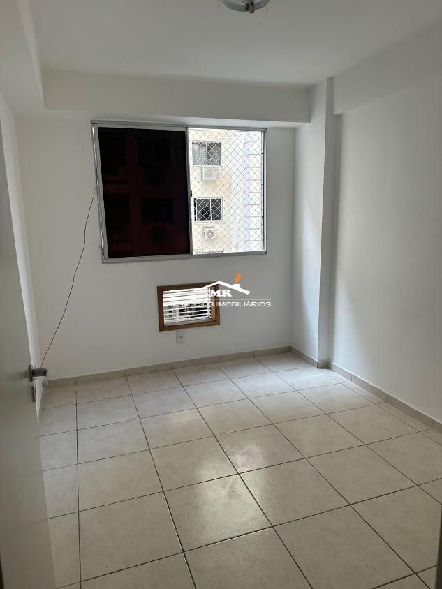 Apartamento à venda com 2 quartos, 65m² - Foto 12