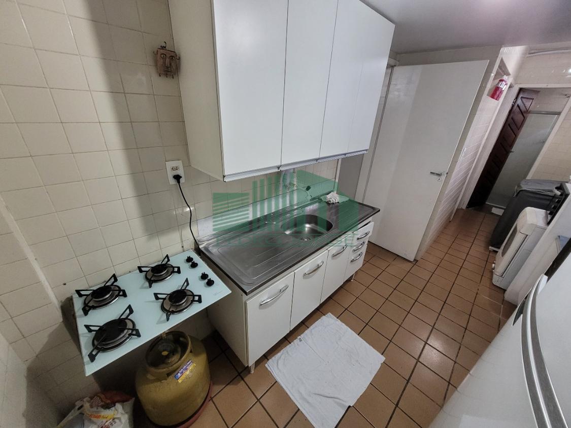 Apartamento à venda com 3 quartos, 90m² - Foto 15