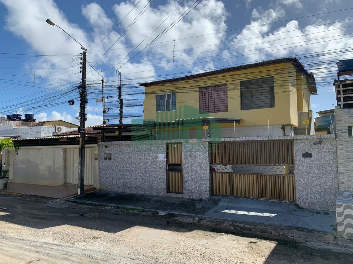 Casa à venda com 5 quartos, 400m² - Foto 1