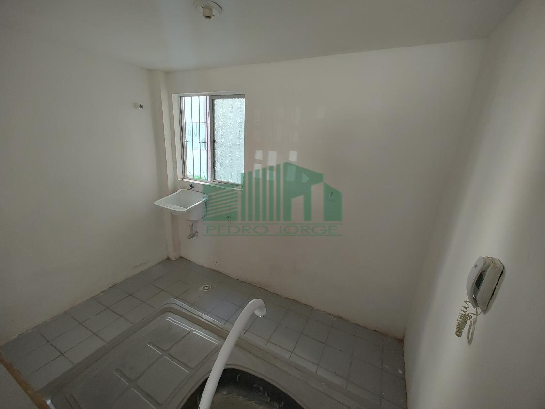 Apartamento à venda e aluguel com 2 quartos, 45m² - Foto 13