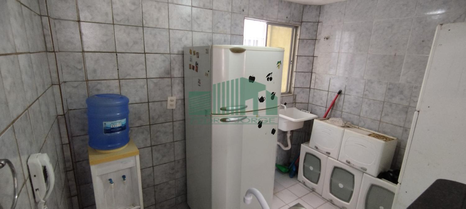 Apartamento à venda com 2 quartos, 45m² - Foto 19