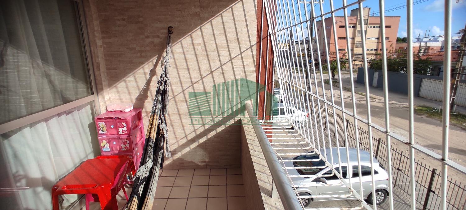 Apartamento à venda com 2 quartos, 80m² - Foto 13