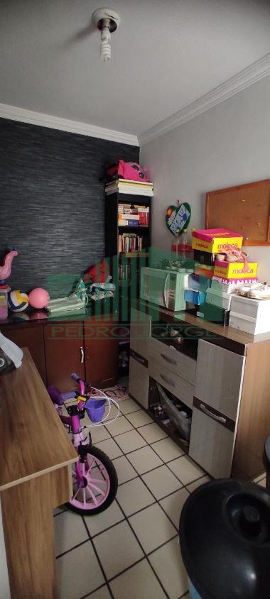 Apartamento à venda com 2 quartos, 80m² - Foto 10