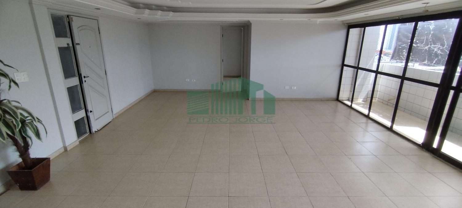 Apartamento à venda com 3 quartos, 135m² - Foto 6