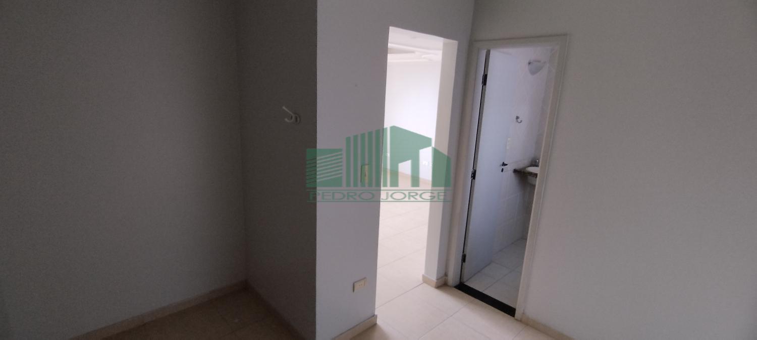 Apartamento à venda com 3 quartos, 135m² - Foto 13