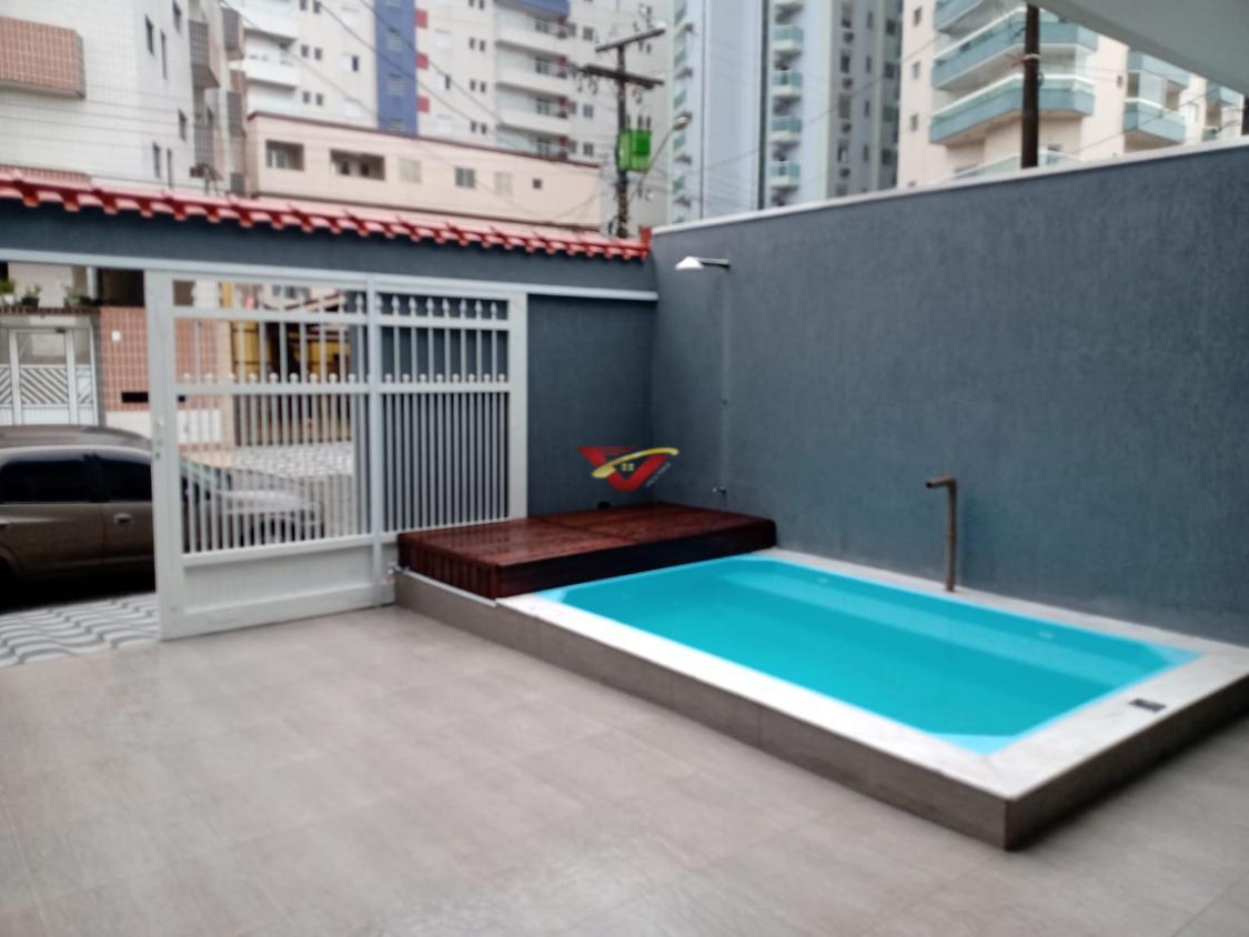 Sobrado à venda com 3 quartos, 162m² - Foto 1