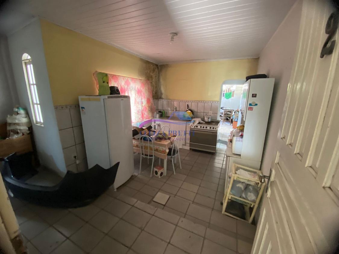 Casa à venda com 5 quartos, 200m² - Foto 16