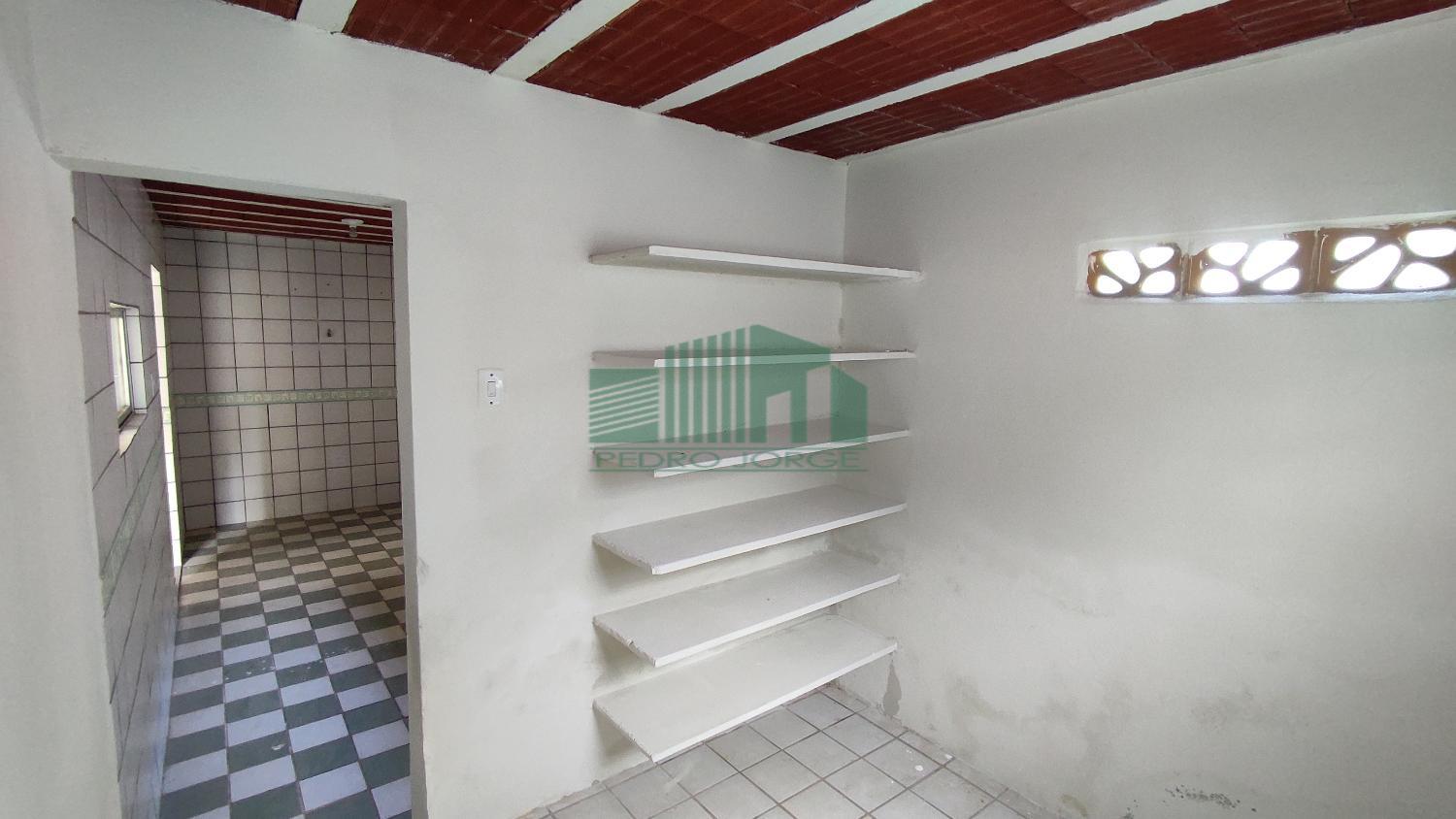 Casa à venda e aluguel com 3 quartos, 200m² - Foto 18