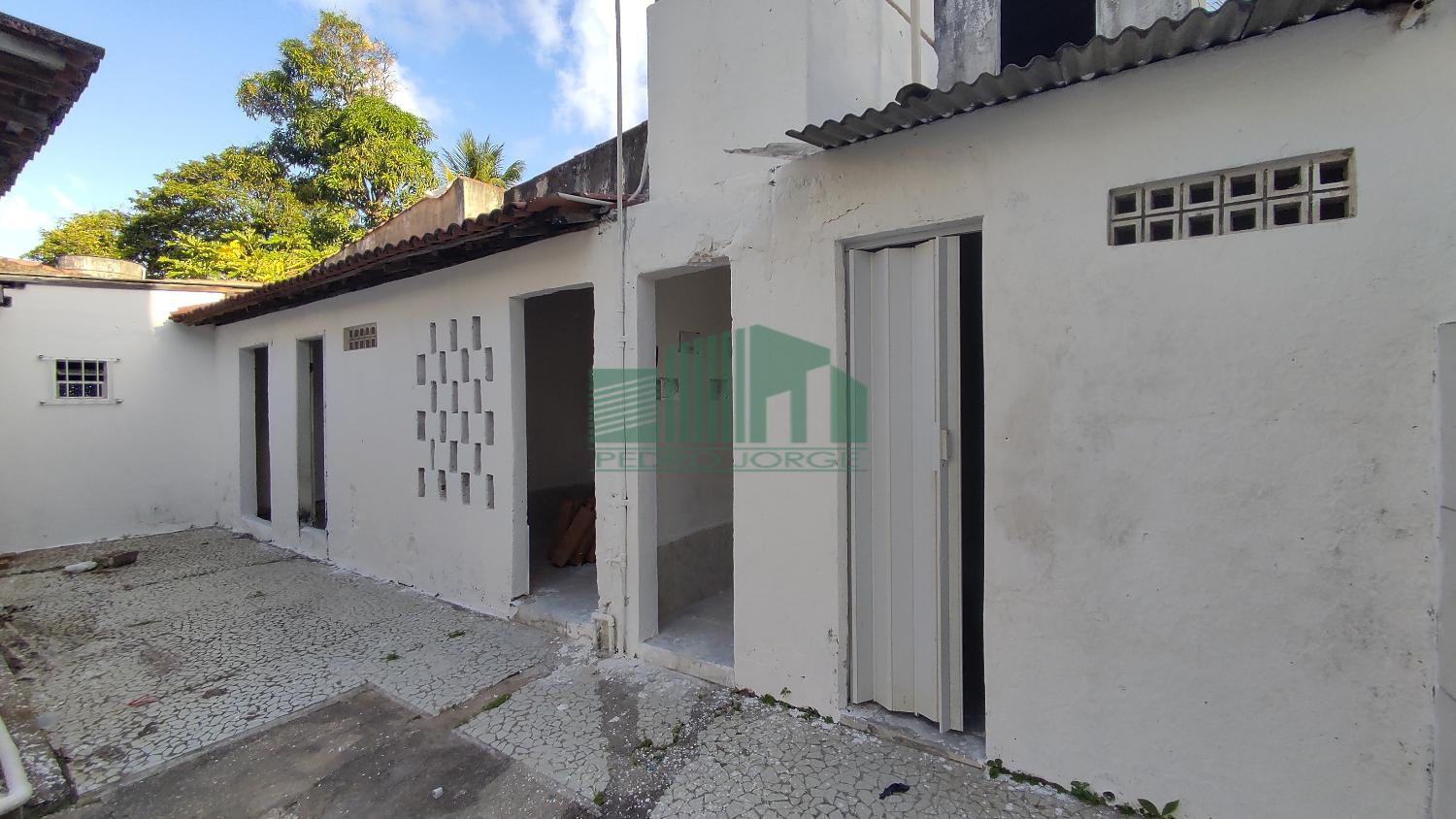 Casa à venda e aluguel com 3 quartos, 200m² - Foto 20