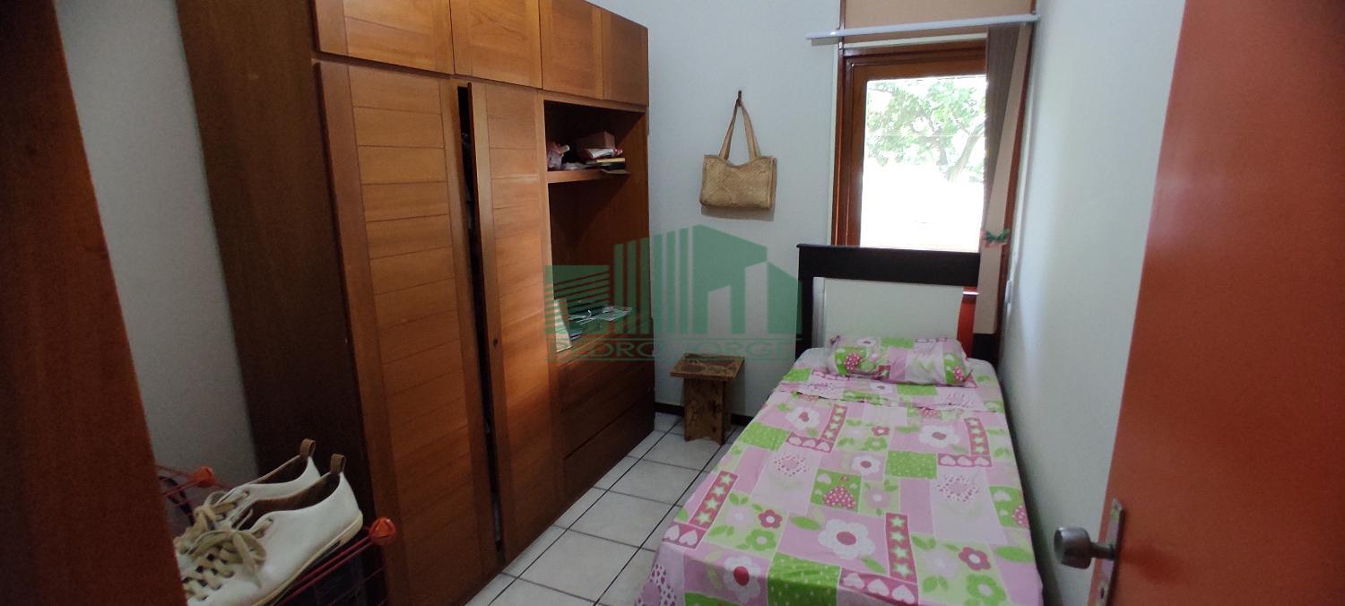 Casa à venda e aluguel com 5 quartos, 426m² - Foto 13