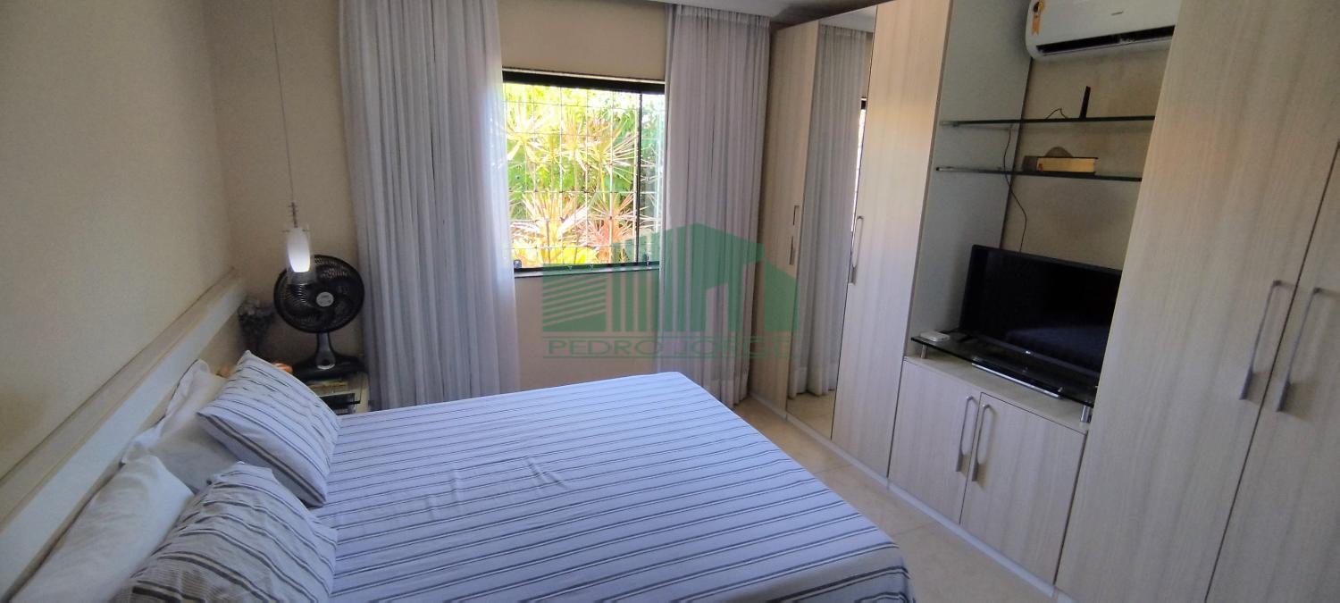 Casa à venda com 4 quartos, 300m² - Foto 18