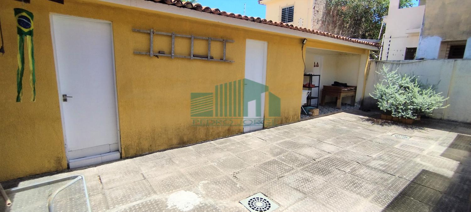 Casa à venda com 4 quartos, 200m² - Foto 6