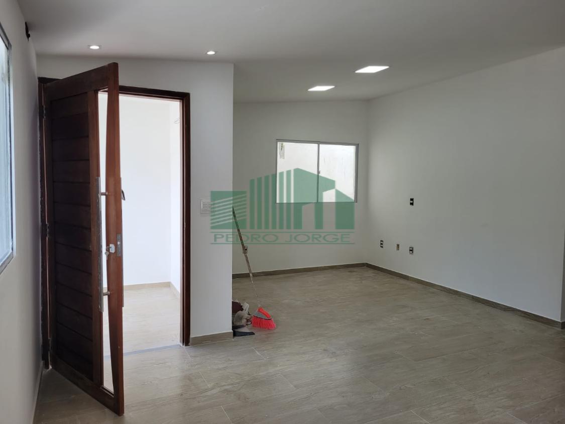 Casa à venda com 3 quartos, 110m² - Foto 4