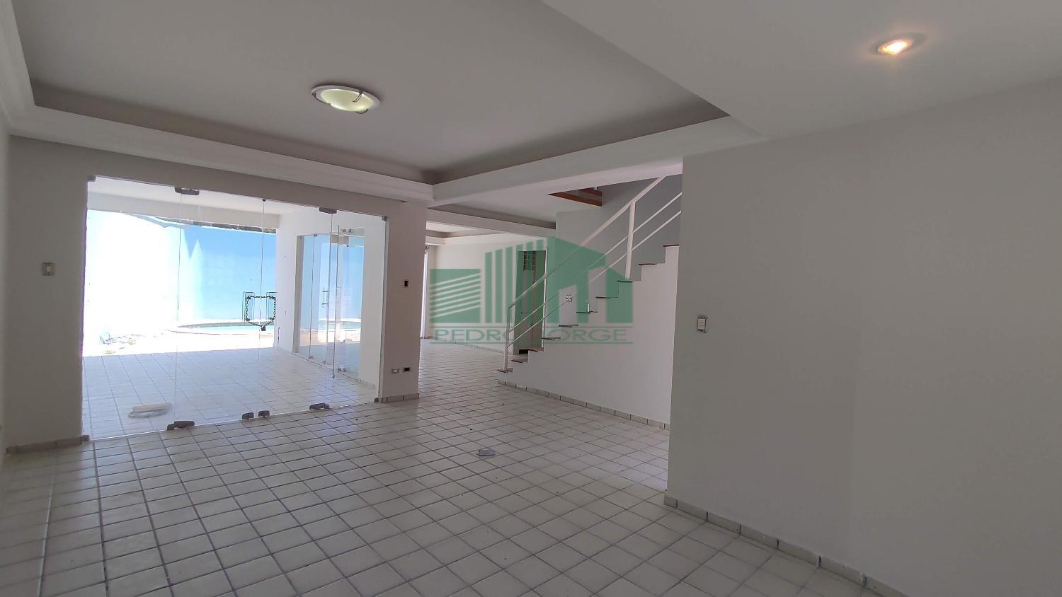 Casa à venda com 4 quartos, 398m² - Foto 1