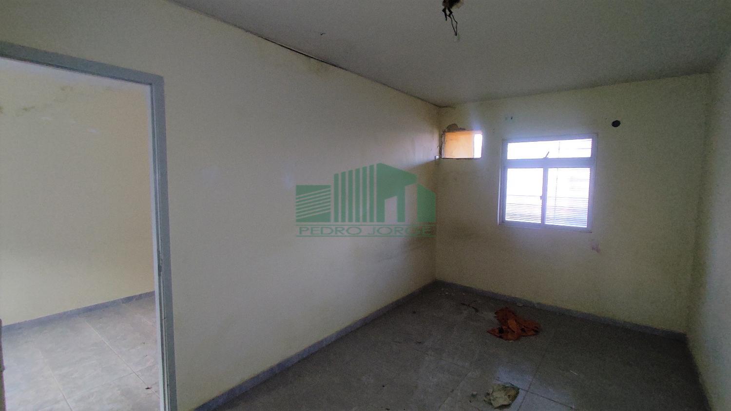 Casa à venda com 6 quartos, 400m² - Foto 14