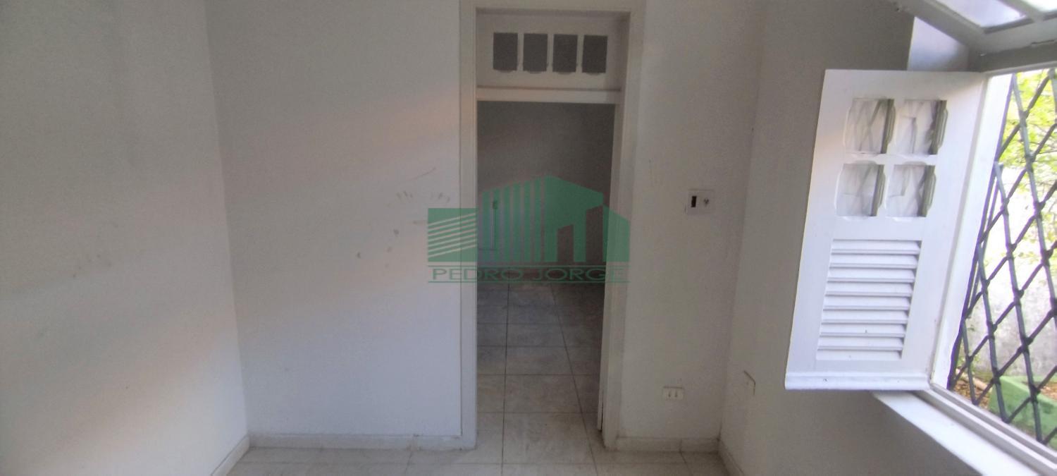 Casa à venda e aluguel com 4 quartos, 200m² - Foto 12