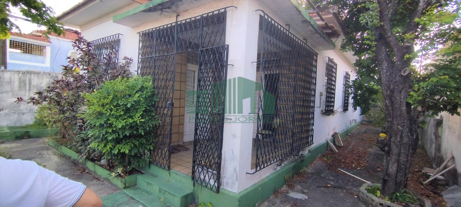 Casa à venda e aluguel com 4 quartos, 200m² - Foto 3