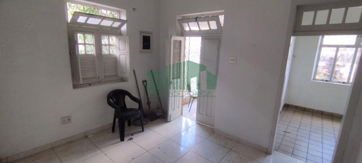 Casa à venda e aluguel com 4 quartos, 200m² - Foto 10