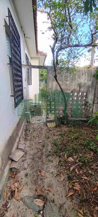 Casa à venda e aluguel com 4 quartos, 200m² - Foto 5