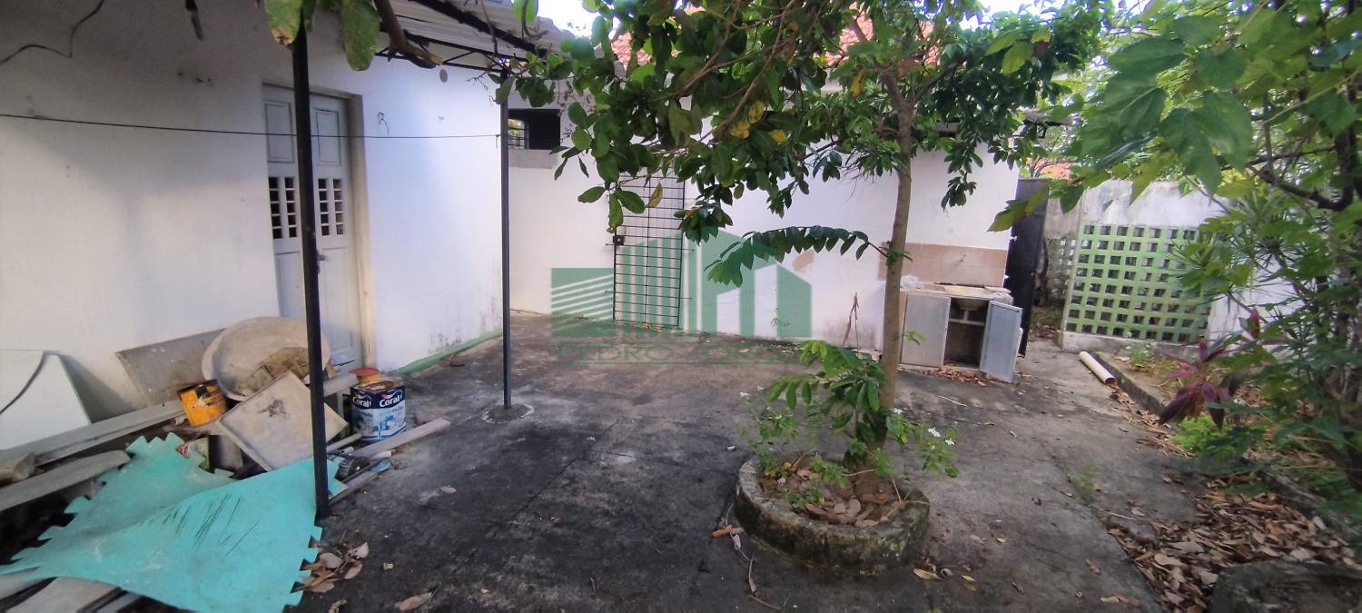 Casa à venda e aluguel com 4 quartos, 200m² - Foto 8