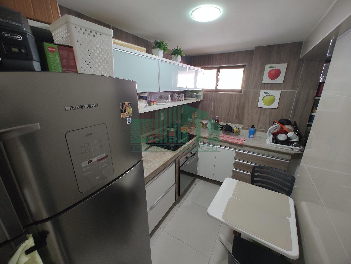 Apartamento à venda com 2 quartos, 65m² - Foto 18