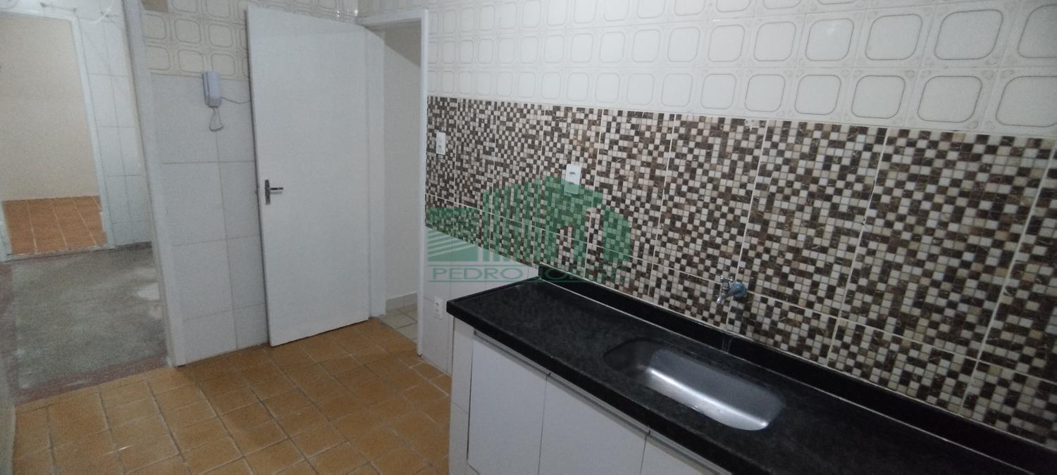 Apartamento à venda com 3 quartos, 96m² - Foto 9