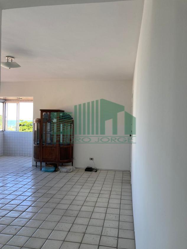 Apartamento à venda com 3 quartos, 130m² - Foto 4