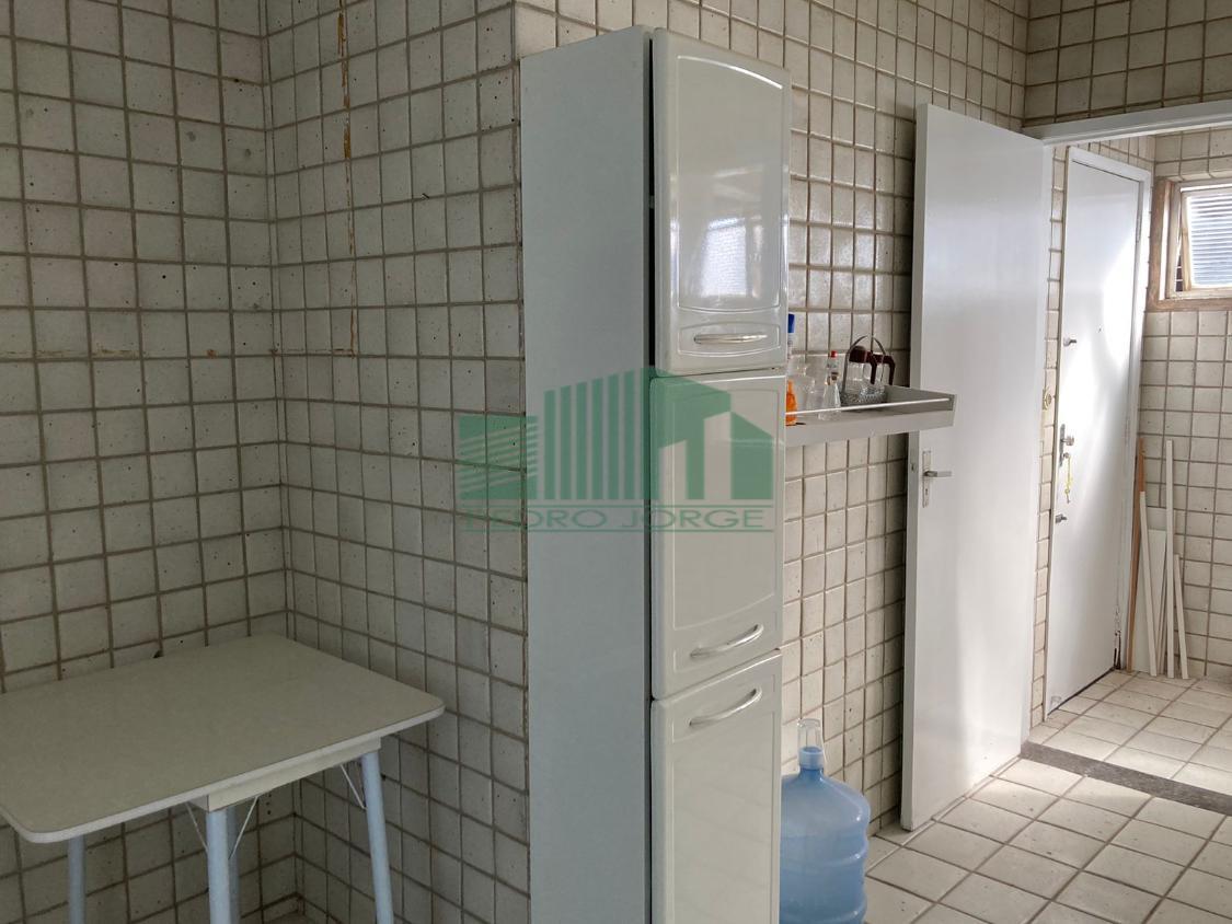 Apartamento à venda com 3 quartos, 130m² - Foto 16