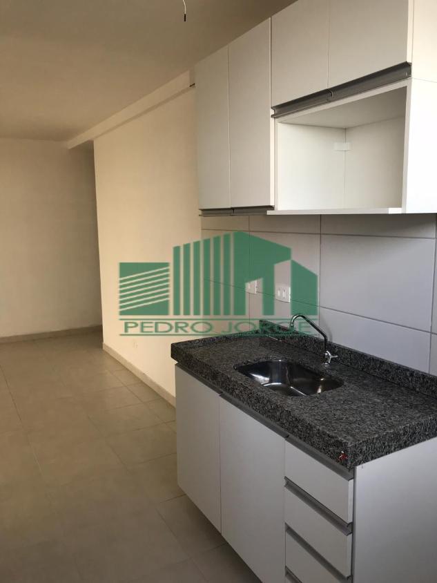 Apartamento à venda com 2 quartos, 58m² - Foto 12