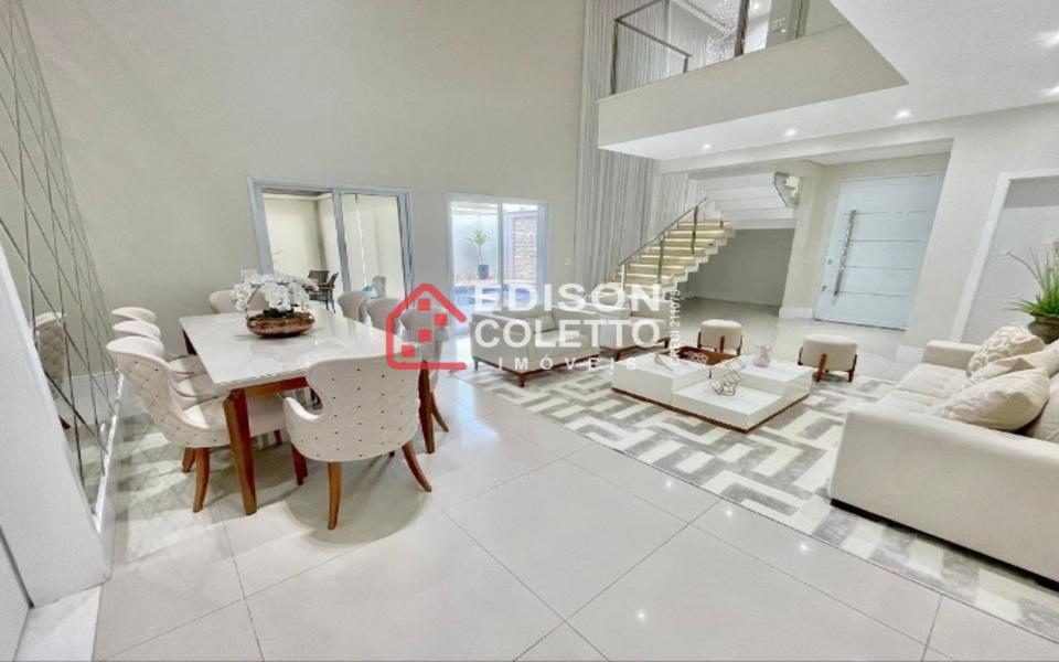 Casa de Condomínio à venda, 375m² - Foto 1