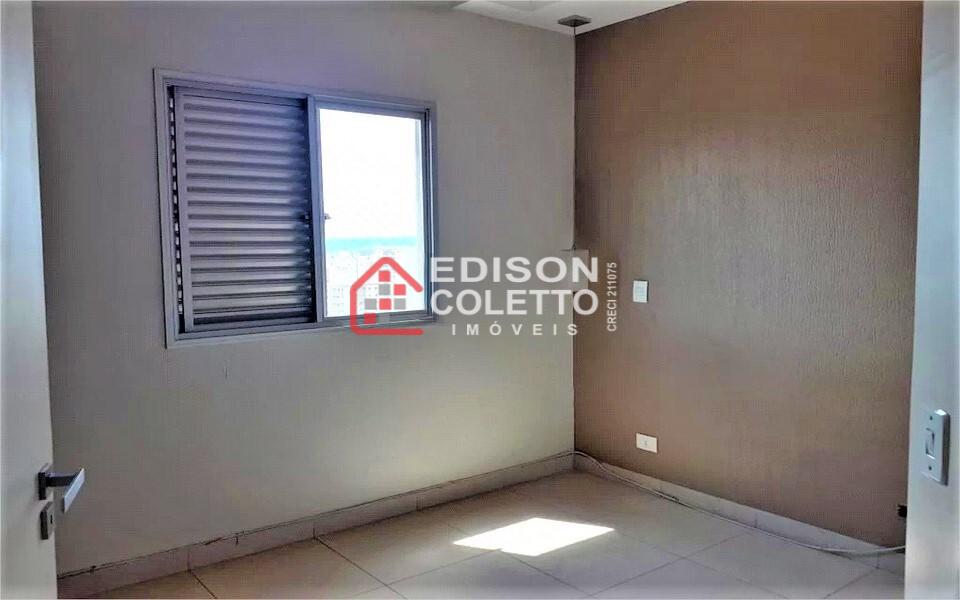 Apartamento à venda com 3 quartos, 76m² - Foto 11