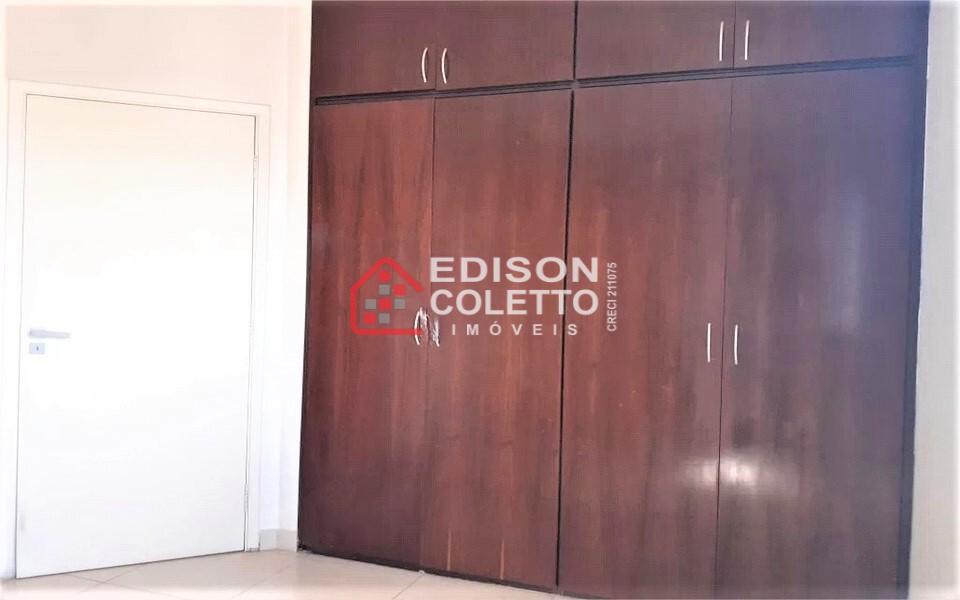 Apartamento à venda com 3 quartos, 76m² - Foto 10