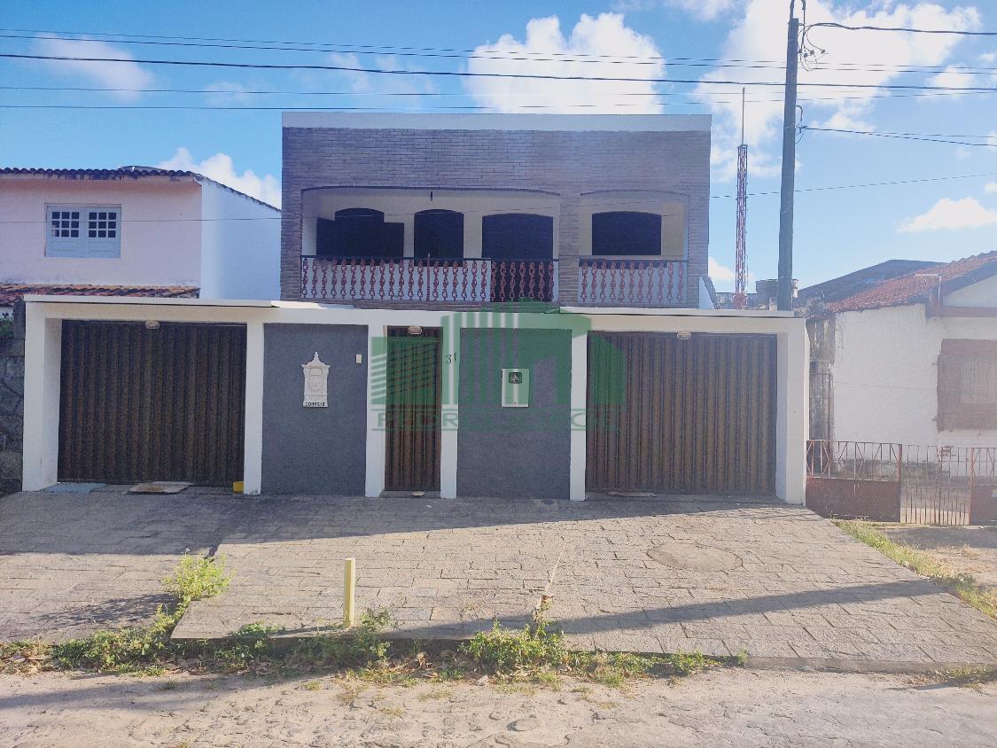 Casa à venda com 5 quartos, 400m² - Foto 2