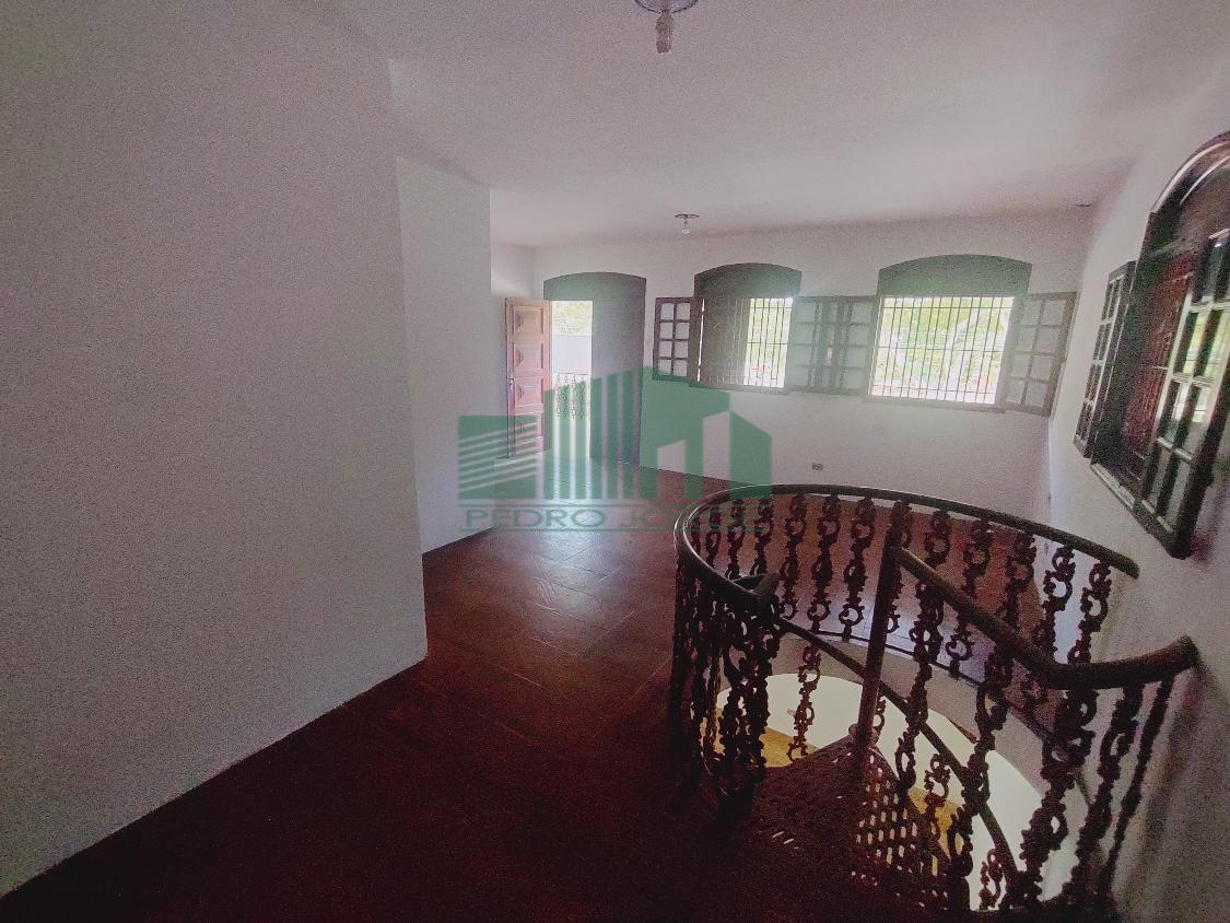 Casa à venda com 5 quartos, 400m² - Foto 12