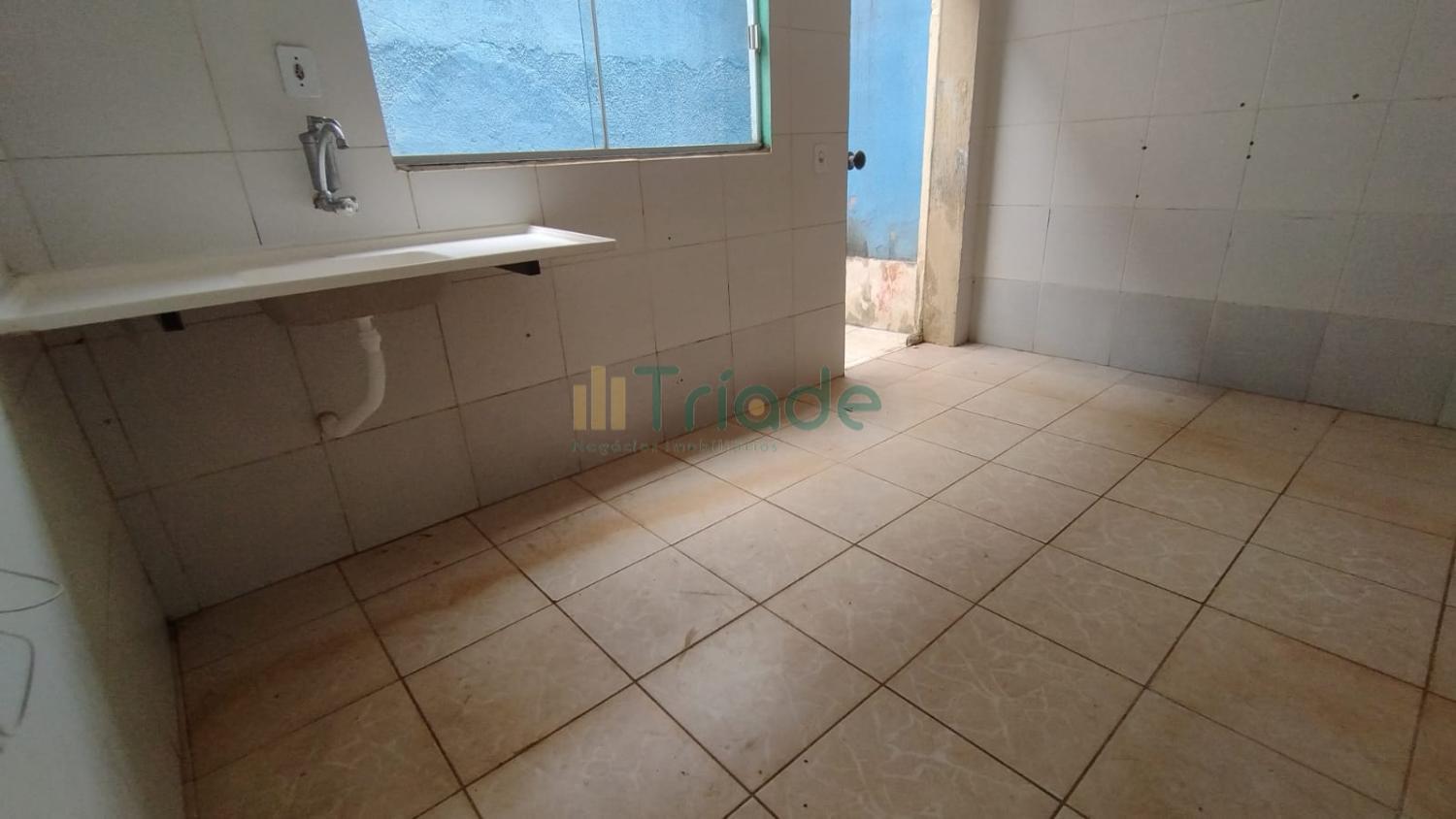 Casa para alugar com 2 quartos, 70m² - Foto 8