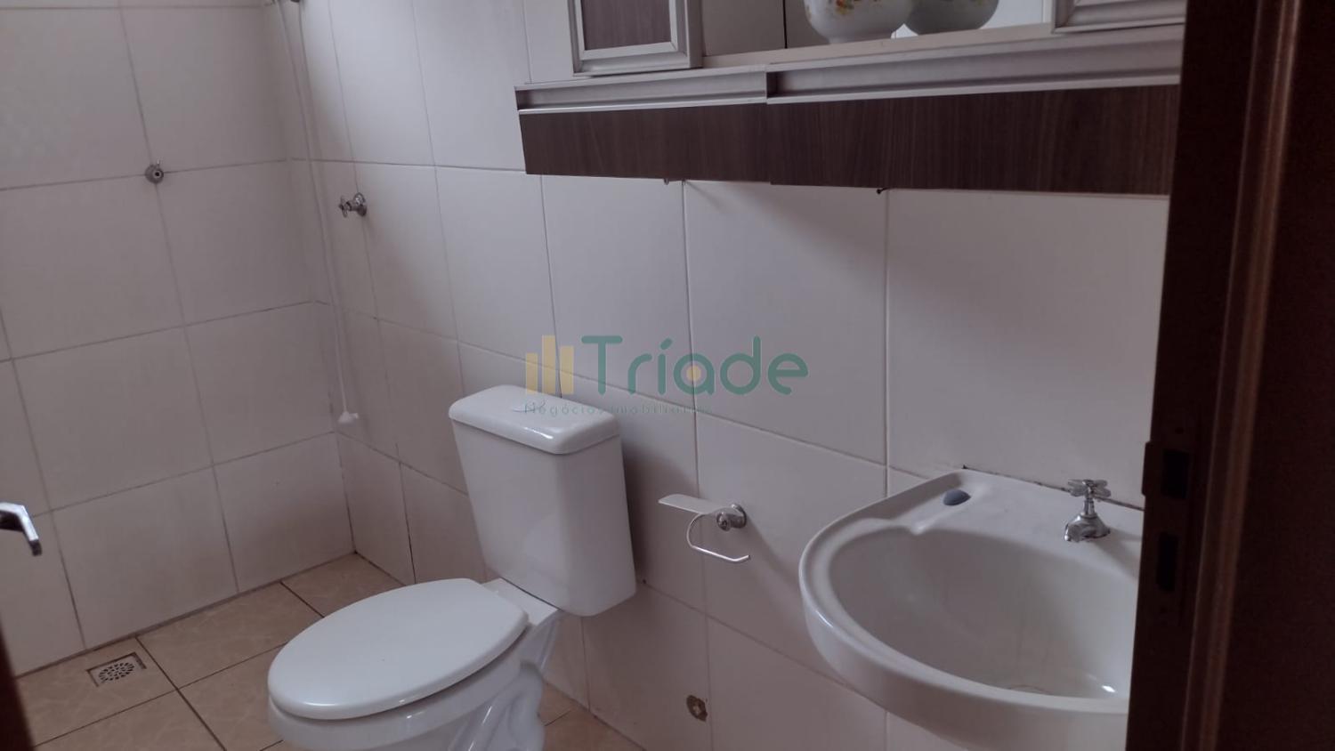 Casa para alugar com 2 quartos, 70m² - Foto 20