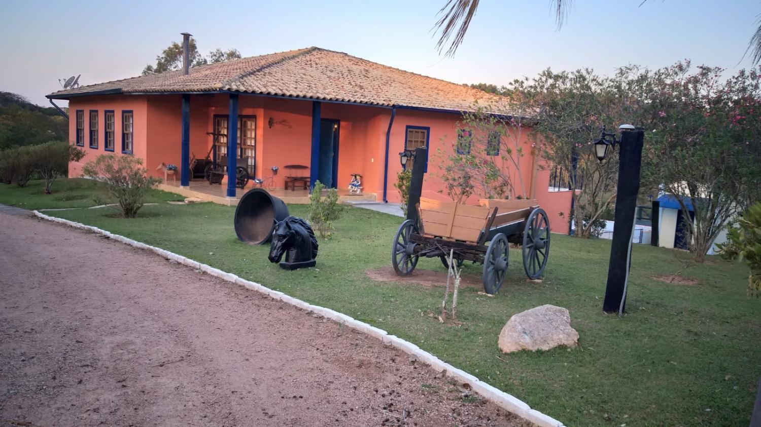 Fazenda à venda com 7 quartos, 20000m² - Foto 1