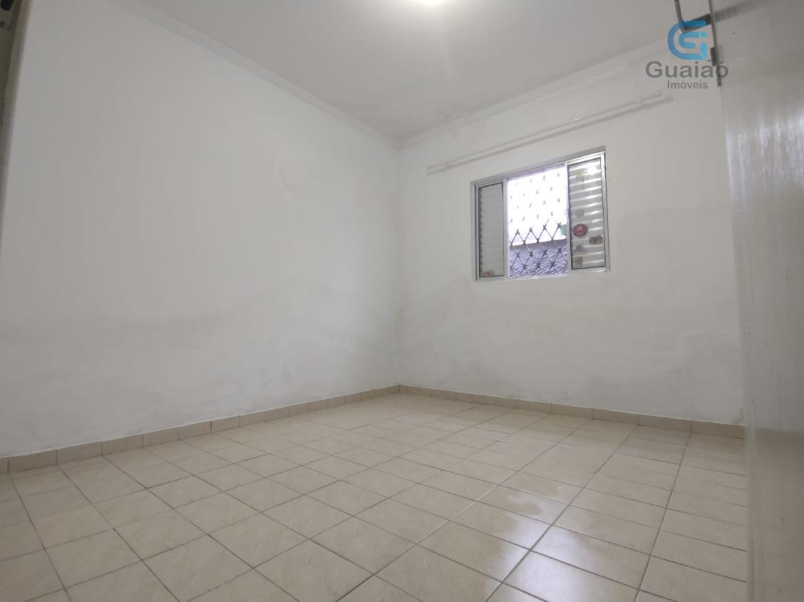 Casa à venda com 3 quartos, 200m² - Foto 14