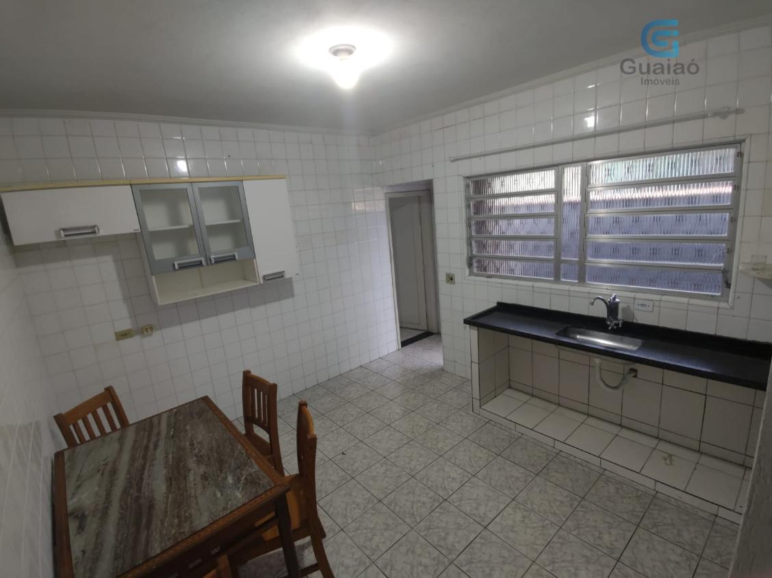 Casa à venda com 3 quartos, 200m² - Foto 26