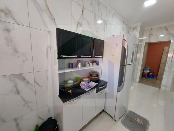 Sobrado à venda com 2 quartos, 250m² - Foto 7