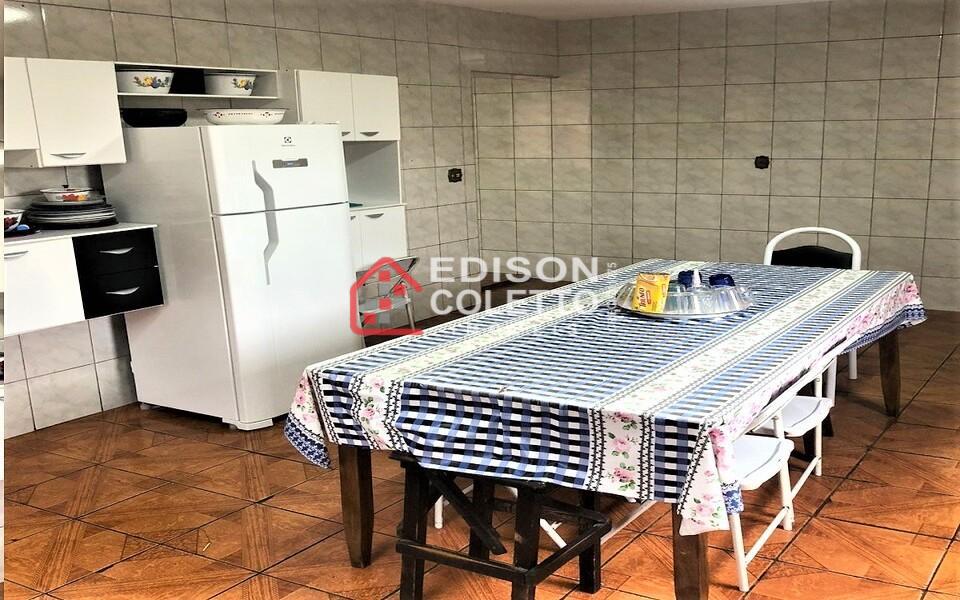 Casa à venda com 3 quartos, 270m² - Foto 9