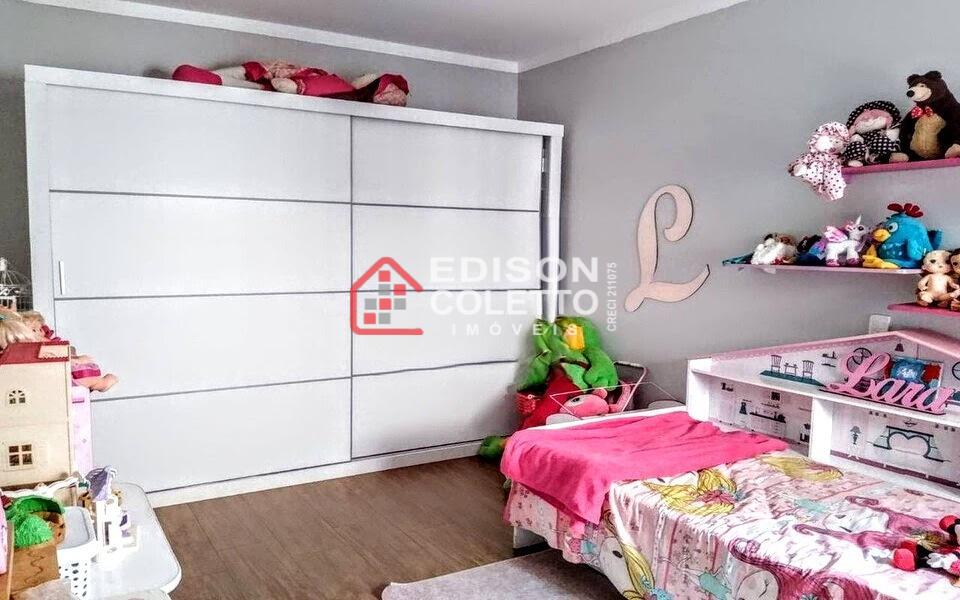 Casa à venda com 4 quartos, 250m² - Foto 21