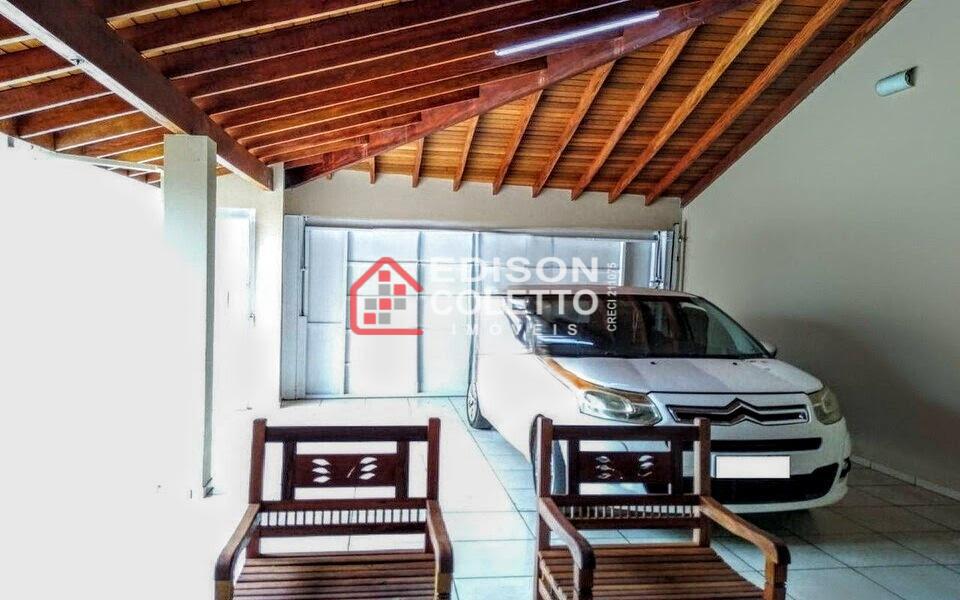 Casa à venda com 4 quartos, 250m² - Foto 11