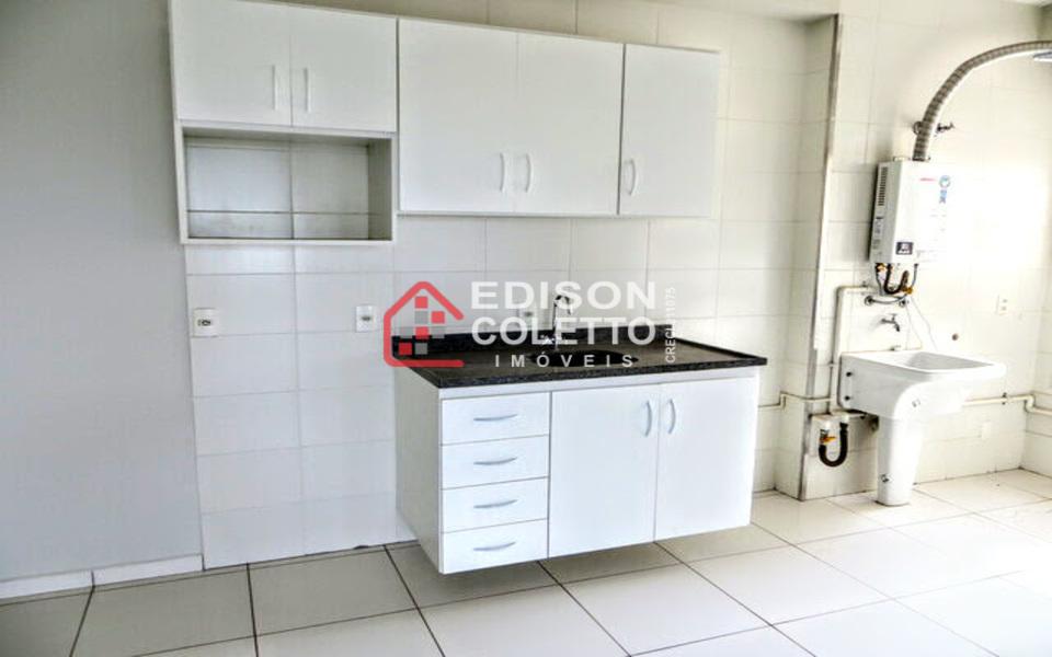 Apartamento à venda com 2 quartos, 70m² - Foto 12