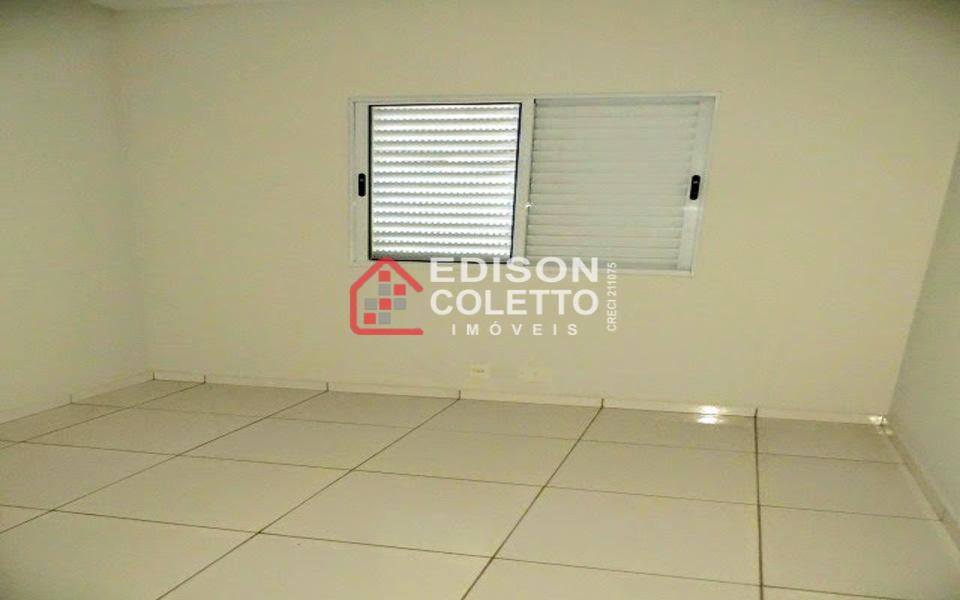 Apartamento à venda com 2 quartos, 70m² - Foto 7