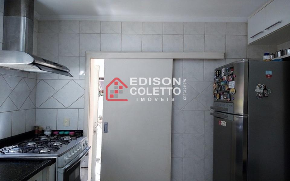 Casa de Condomínio à venda com 3 quartos, 180m² - Foto 25