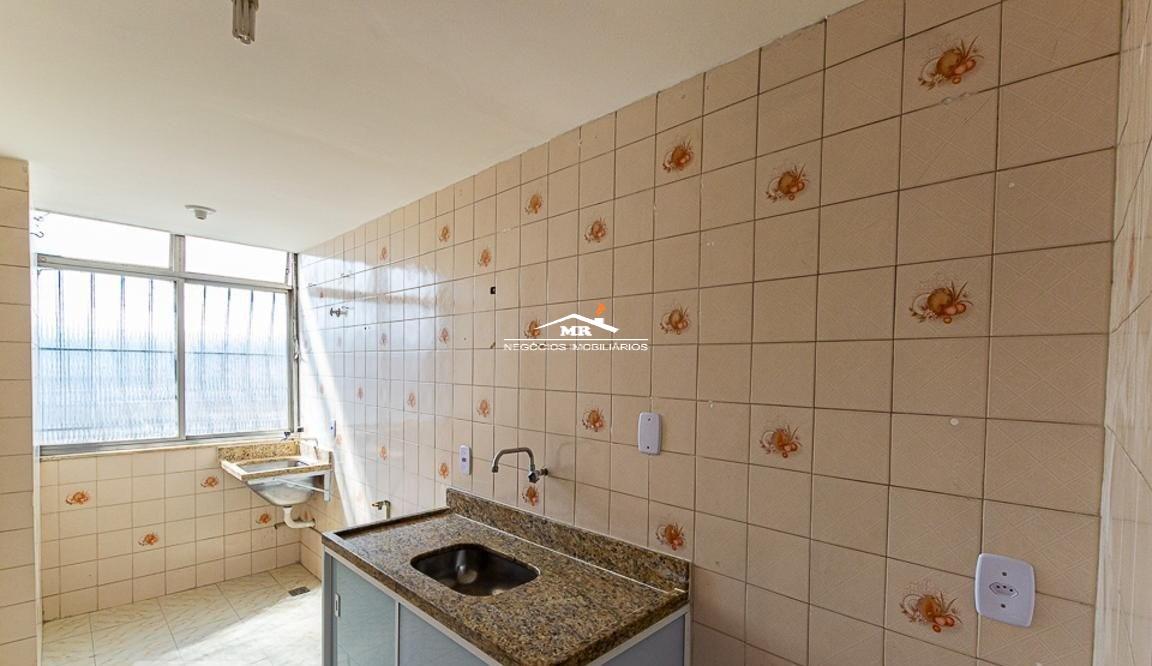 Apartamento à venda com 2 quartos, 70m² - Foto 12