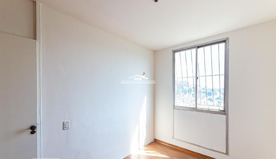 Apartamento à venda com 2 quartos, 70m² - Foto 9